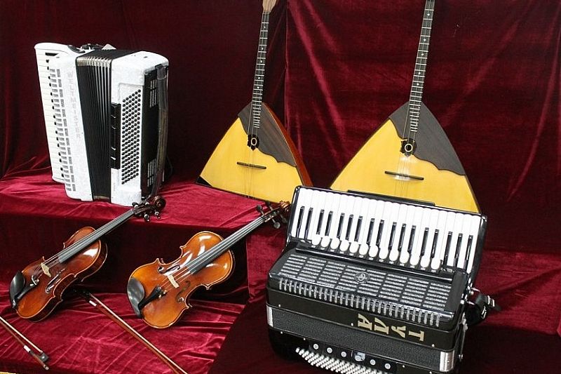 Мостовская детская школа искусств получила оборудование и музыкальные инструменты в рамках нацпроекта «Культура»