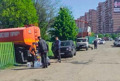 В Краснодаре управляющим организациям бесплатно передали почти 40 тонн дезинфицирующего средства