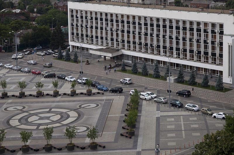 Депутаты переименовали Театральную площадь Краснодара в Главную городскую