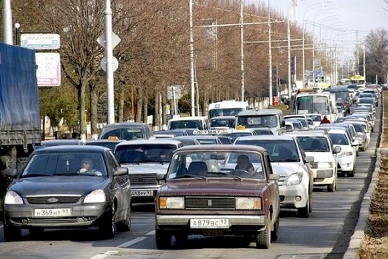 В Краснодаре на тысячу жителей приходится 343 автомобиля