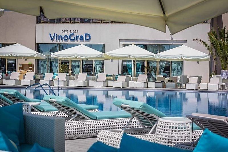 Ресторан VinoGrad в Сочи закрыли на два месяца после концерта Гуфа