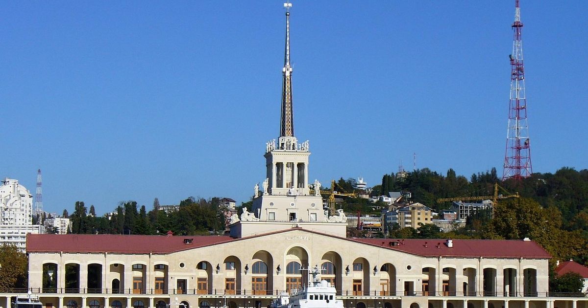 Морской вокзал в сочи фото