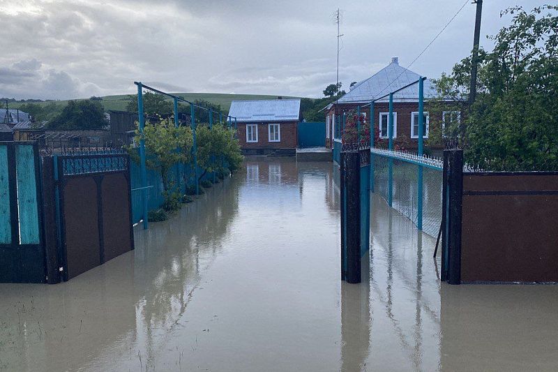 Около 200 дворов подтопило из-за ливней в селах Адыгеи  