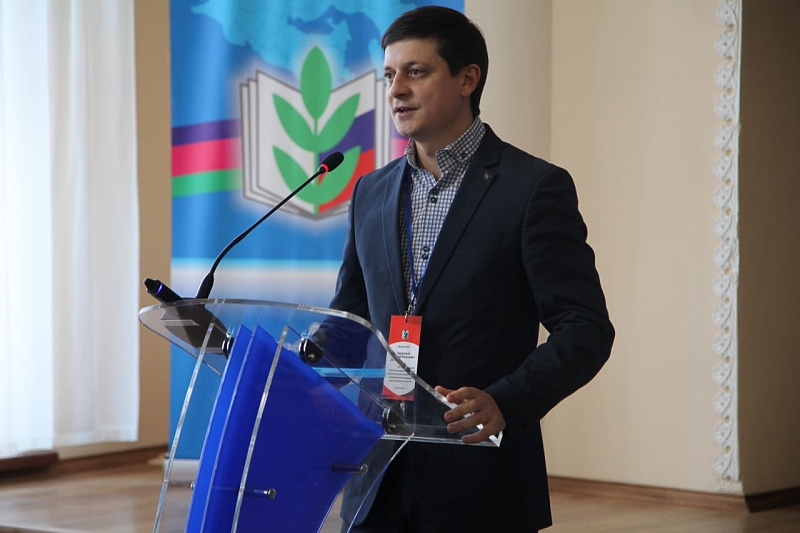 Дмитрий Завертаный: «У нас есть уникальный шанс заложить основы будущего стабильного гражданского общества»