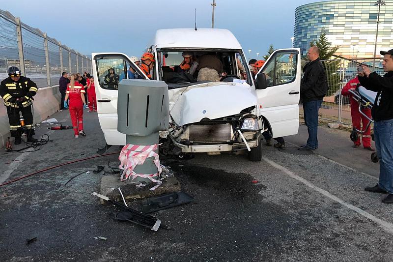 Устроивший массовую аварию в Сочи водитель маршрутки работал без документов