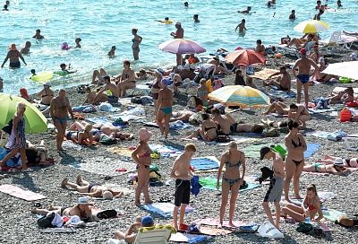На пляжах Сочи разрешили купание, но с ограничениями