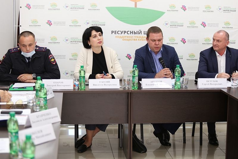 На конференции «Подготовка кадров для транспортной отрасли Краснодарского края» эксперты подняли важные вопросы.
