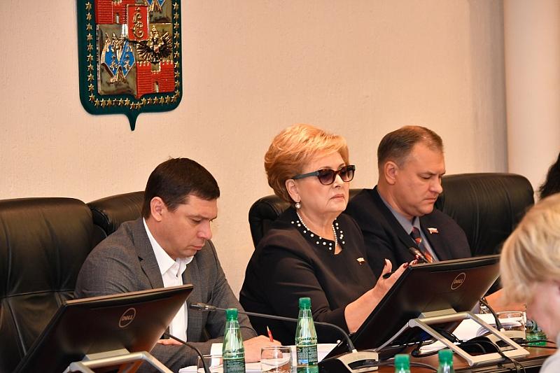 В работе заседания городской Думы Краснодара принял участие глава города Евгений Первышов.