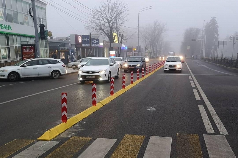 Повреждающие делиниаторы в Краснодаре водители возместят ущерб городу