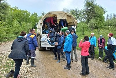 Попали в водный плен: в Адыгее спасли группу туристов