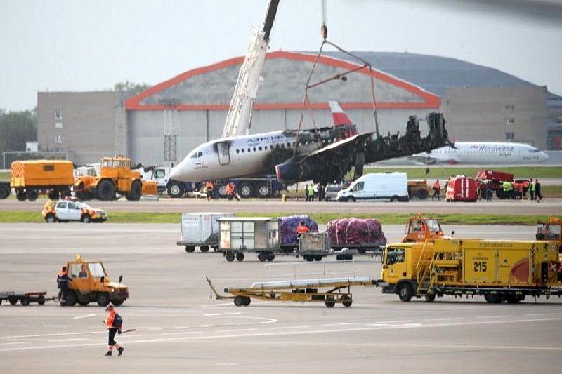 МАК опубликовал предварительный отчет о катастрофе самолета Superjet в Шереметьево