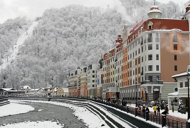 Крупные отели в горном кластере Сочи подорожали на новогодние праздники в два раза