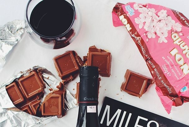 Бегом за шоколадом и вином: ученые знают – это лучшая защита от рака