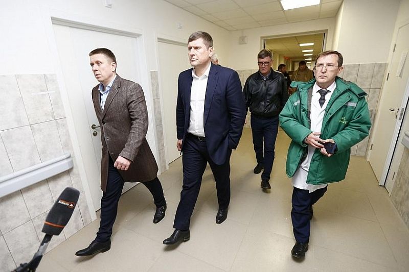 «Медицинский долгострой»: новый роддом в Кореновске начали оснащать оборудованием