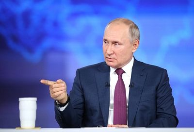 «Рискуете быть съеденными»: Путин рекомендовал чиновникам читать «Колобка»