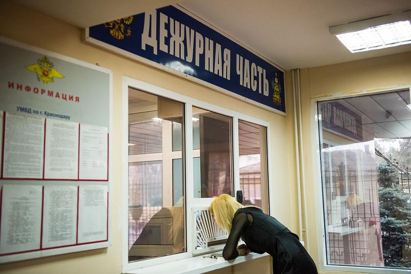 19-летний житель Краснодара задержан за уличное ограбление школьницы