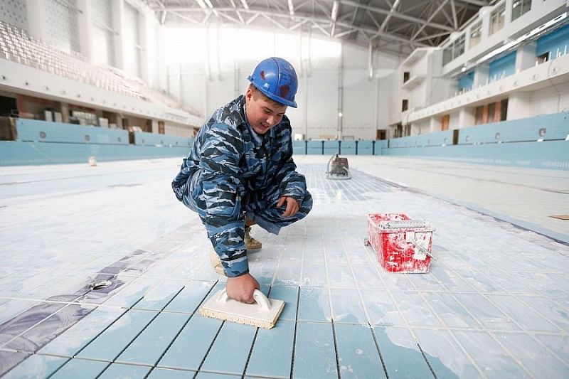 Надо ускоряться: на строительстве объектов по нацпроектам в Краснодарском крае увеличат количество рабочих