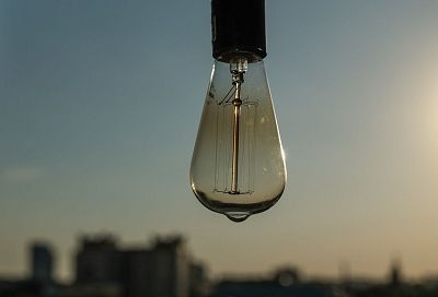 Аварийное отключение: жители более 10 улиц в центре Краснодара остались без света