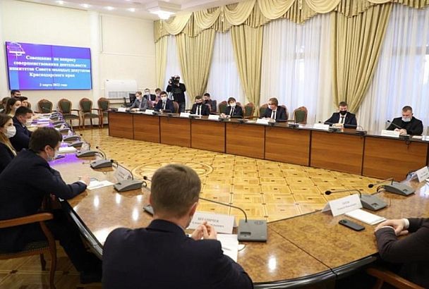 Инициативы молодых депутатов получили грантовую поддержку на 18,5 млн рублей