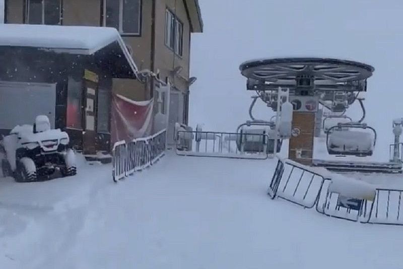 На горных курортах Сочи выпало около 17 см снега