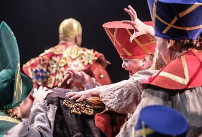 Краснодарский Молодежный театр представил спектакль «Золотой петушок»