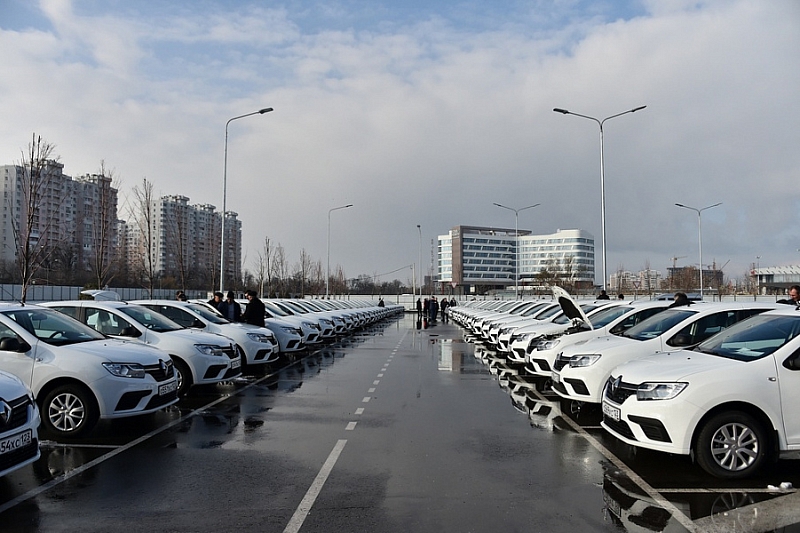 В Краснодарском крае районные советы ветеранов получили 58 новых автомобилей