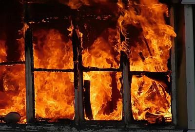В Апшеронском районе 19 января сгорел частный дом. Есть жертвы