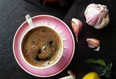 Пейте такой кофе при гриппе и простуде: старинный арабский рецепт от любой простуды