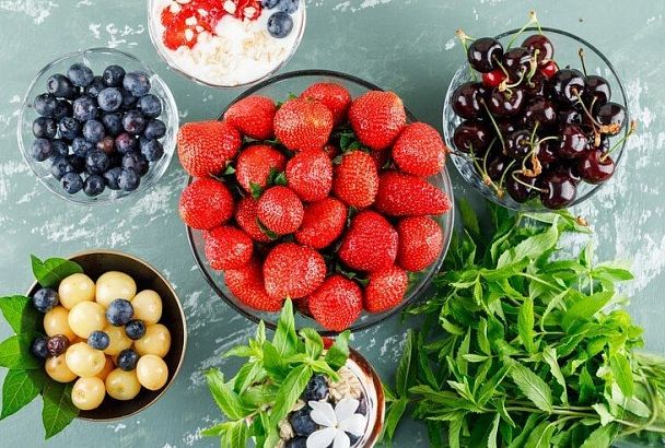 Как выбирать и хранить сезонные ягоды 
