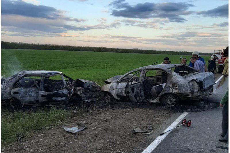5 человек погибли в жестком ДТП в Краснодарском крае