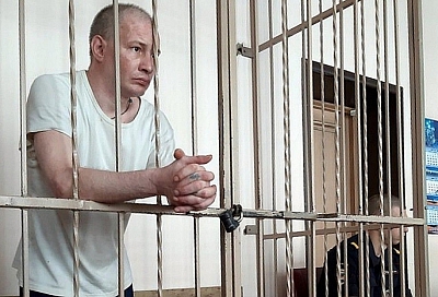 Адвокат краснодарского «людоеда» Дмитрия Бакшеева предполагает, что его избили перед смертью