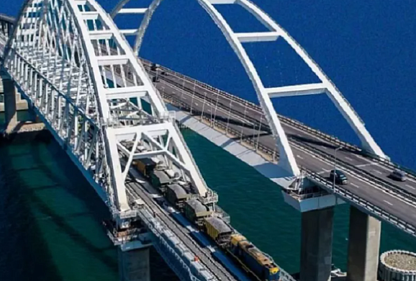 Восстановление разрушенной части Крымского моста завершится в декабре