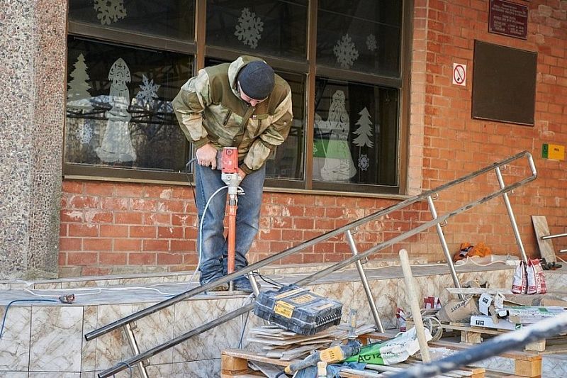 Капитальный ремонт здания детской школы искусств завершается в Краснодаре