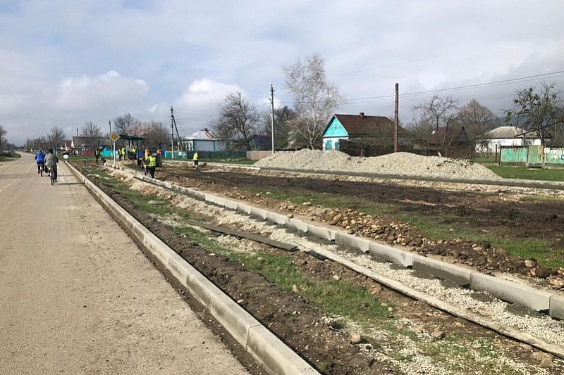 Четыре общественные территории благоустроят в Мостовском районе по нацпроекту
