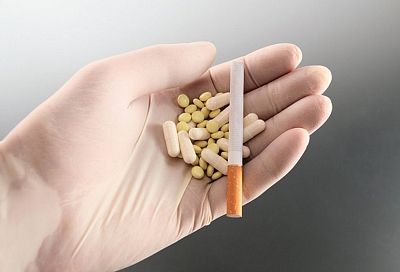 Как бросить курить и сразу похудеть: доктор Мясников назвал таблетки, которые помогают отказаться от сигарет и не набрать лишний вес