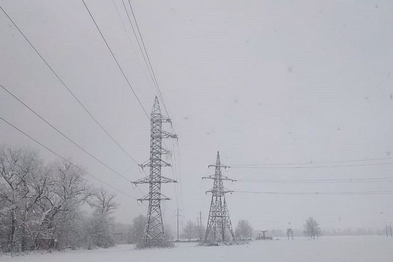 392 бригады «Россети Кубань» дежурят на объектах электроэнергетики Кубани 