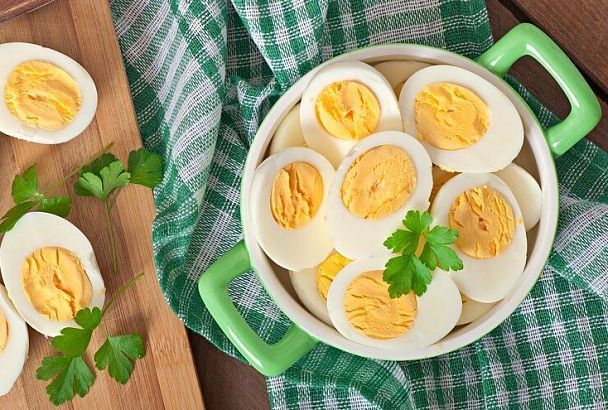 Сколько яиц можно съедать ежедневно: полезные свойства, мифы и рекомендации
