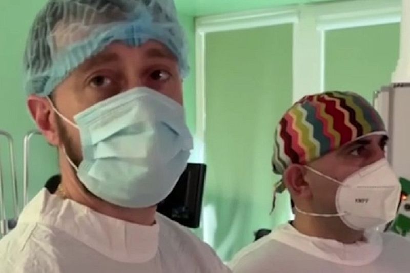 Онкоурологи из Краснодара удалили пациентке пораженную опухолью почку через проколы
