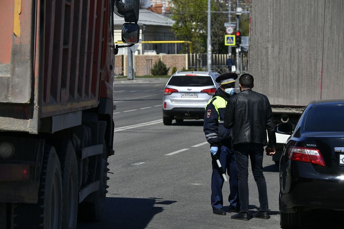 Всего в регионе организовано 11 временных постов и 13 - в Краснодаре.