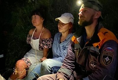 Заблудившиеся под Сочи туристы подали знак спасателям костром на горе