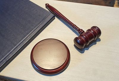 Суд отправил под домашний арест директора правового департамента администрации Сочи