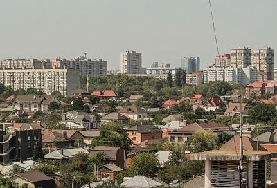 Эксперты узнали у жителей Краснодарского края о планах на собственное загородное жилье
