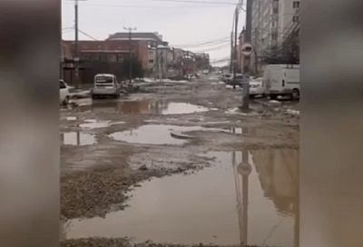 Разбитые из-за снега дороги отремонтируют в Краснодаре
