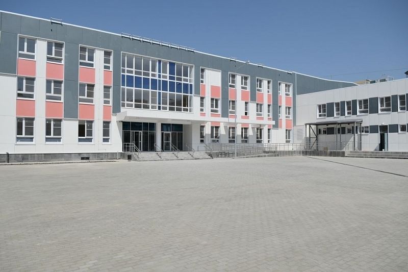 В Краснодаре ввели в эксплуатацию новую школу на улице Красных Партизан
