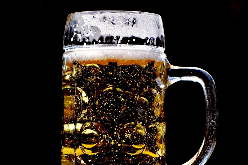 Выпивающие по стакану пива в день имеют больше шансов стать долгожителями