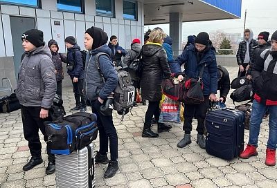 Более 100 детей из ДНР прибыли в Анапу