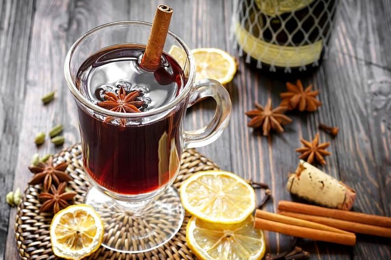 Три рецепта полезных для здоровья и согревающих в холода напитков