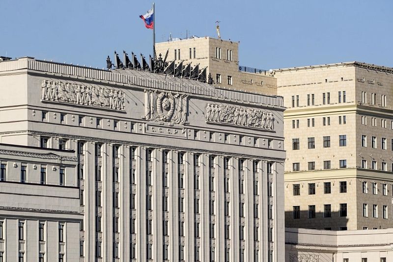 МО РФ опровергло заявления о прорыве обороны в зоне спецоперации на разных участках
