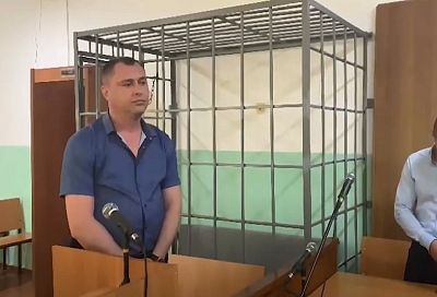 На Кубани экс-начальник районного отдела ГИБДД осужден условно за взятки от грузоперевозчиков