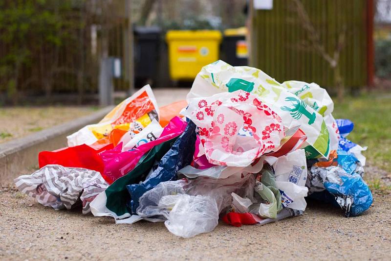 Роспотребнадзор предложил запретить пластиковые пакеты